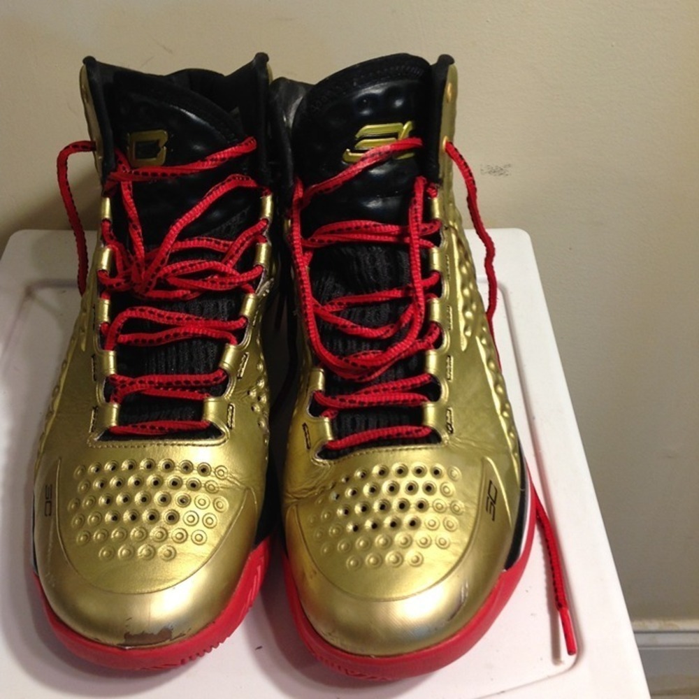 Under Armour Curry One â€" Gold/Black/Red â€" Menâ€™s Size 9
